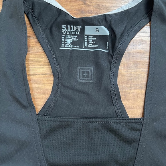 5.11 Tactical Black Razorback Tank Top - Picture 3 of 4